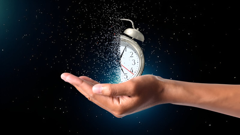 Clock Direction As Per Vastu by Dr. Aditya Shastri, the Best Vastu Specialist in Mumbai, India.